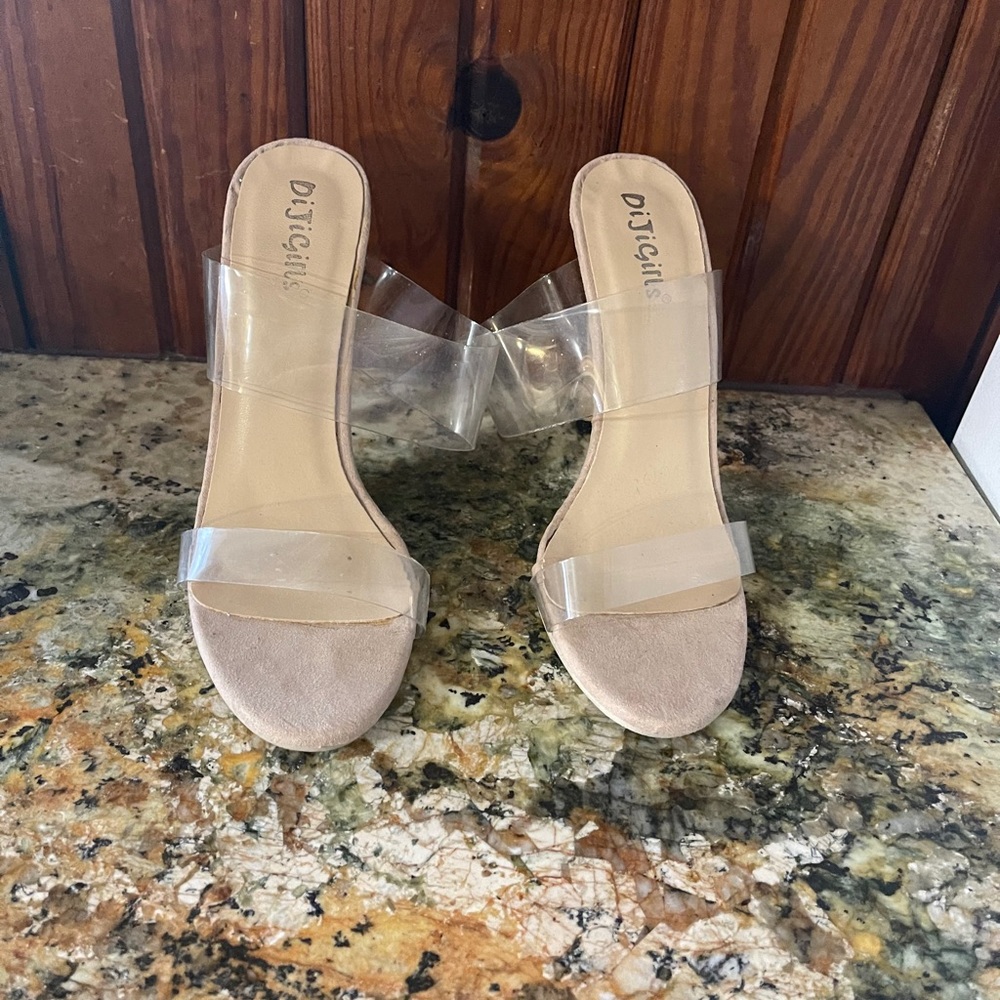 dijugirls heel